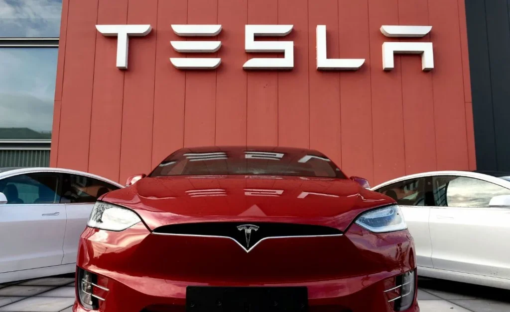 ¿Es recomendable invertir en acciones de Telsa?